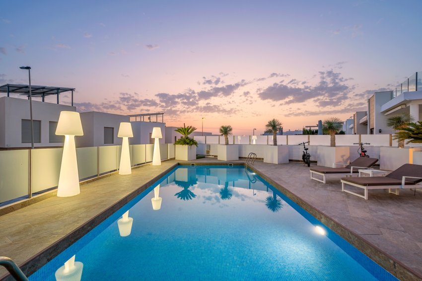 Återförsäljning - Villa -
Orihuela Costa - Villamartín