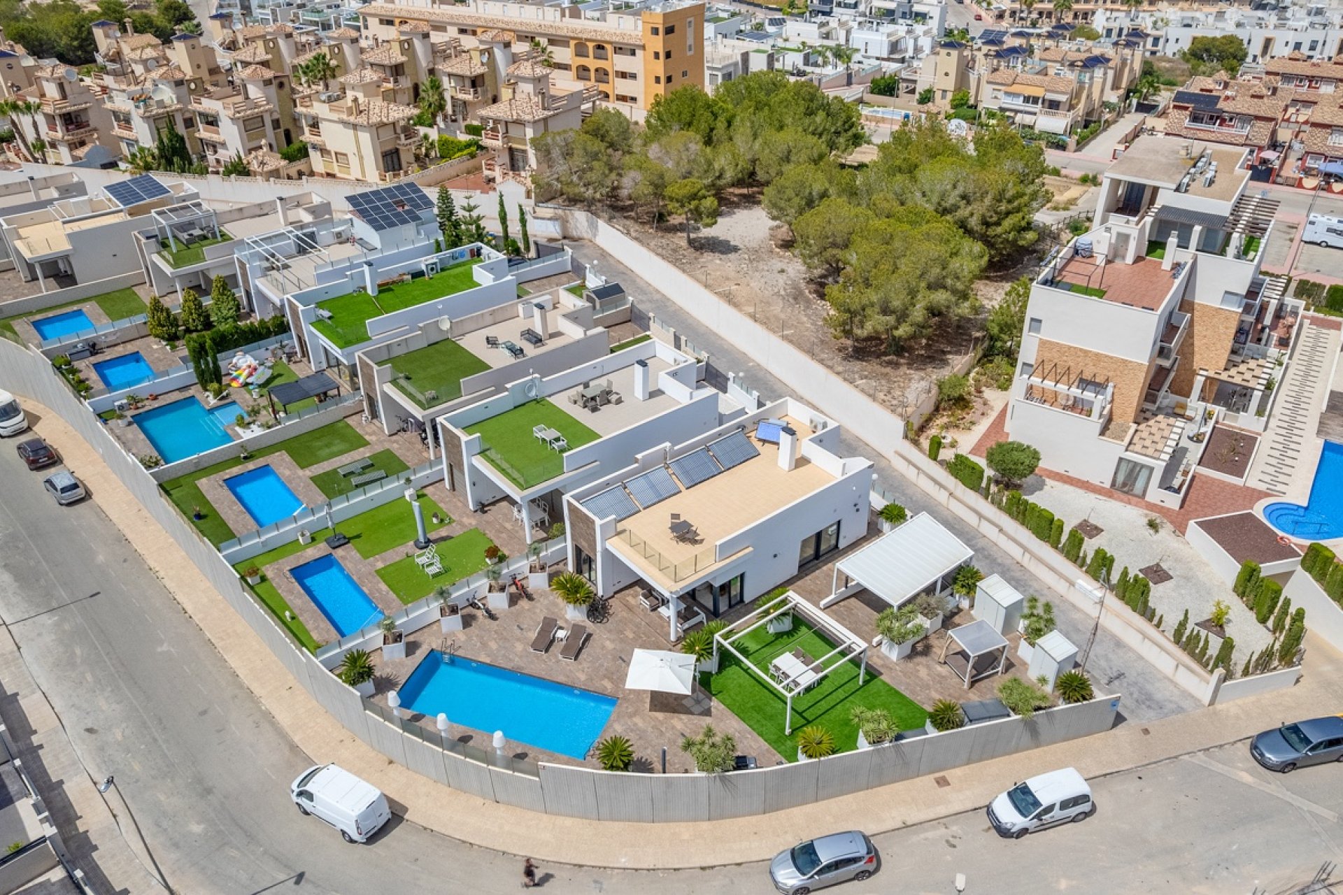 Återförsäljning - Villa -
Orihuela Costa - Villamartín