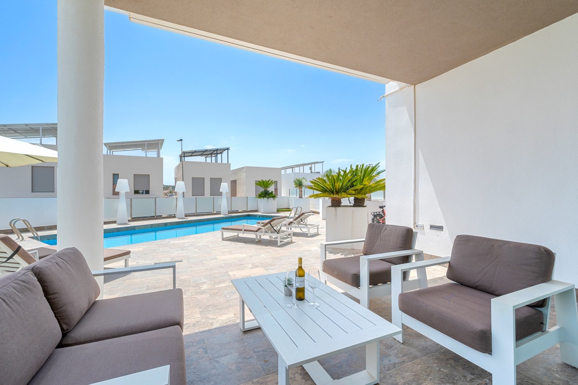 Återförsäljning - Villa -
Orihuela Costa - Villamartín
