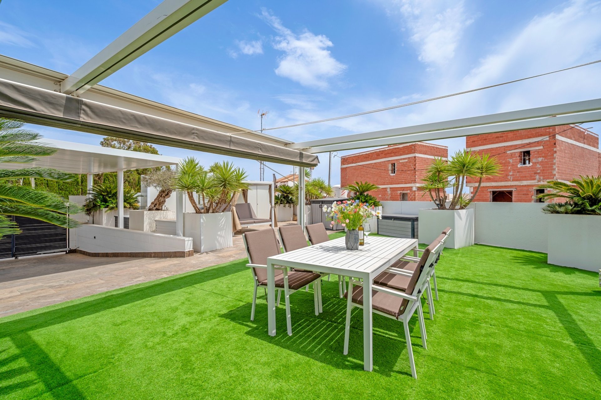 Återförsäljning - Villa -
Orihuela Costa - Villamartín