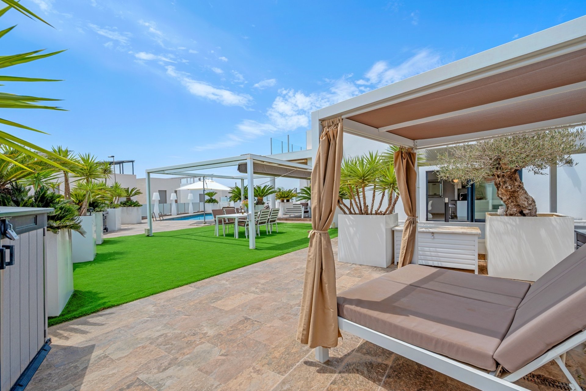 Återförsäljning - Villa -
Orihuela Costa - Villamartín