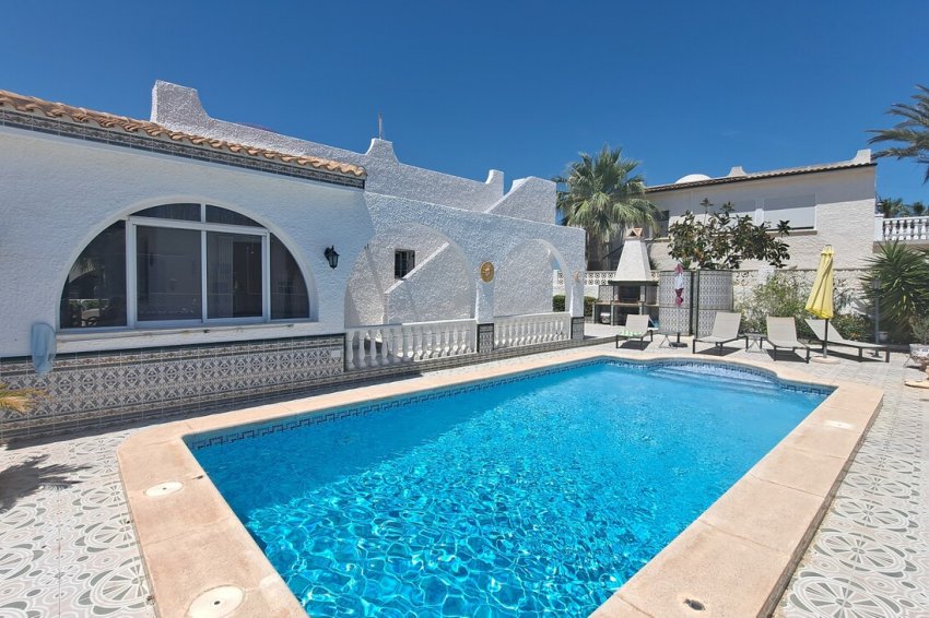 Återförsäljning - Villa -
Orihuela Costa - Villamartín