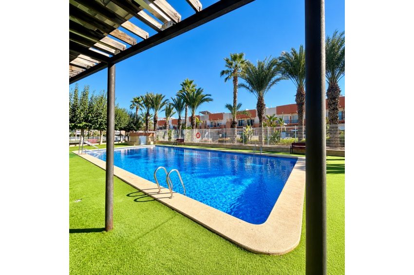 Återförsäljning - Villa -
Orihuela Costa - Villamartín