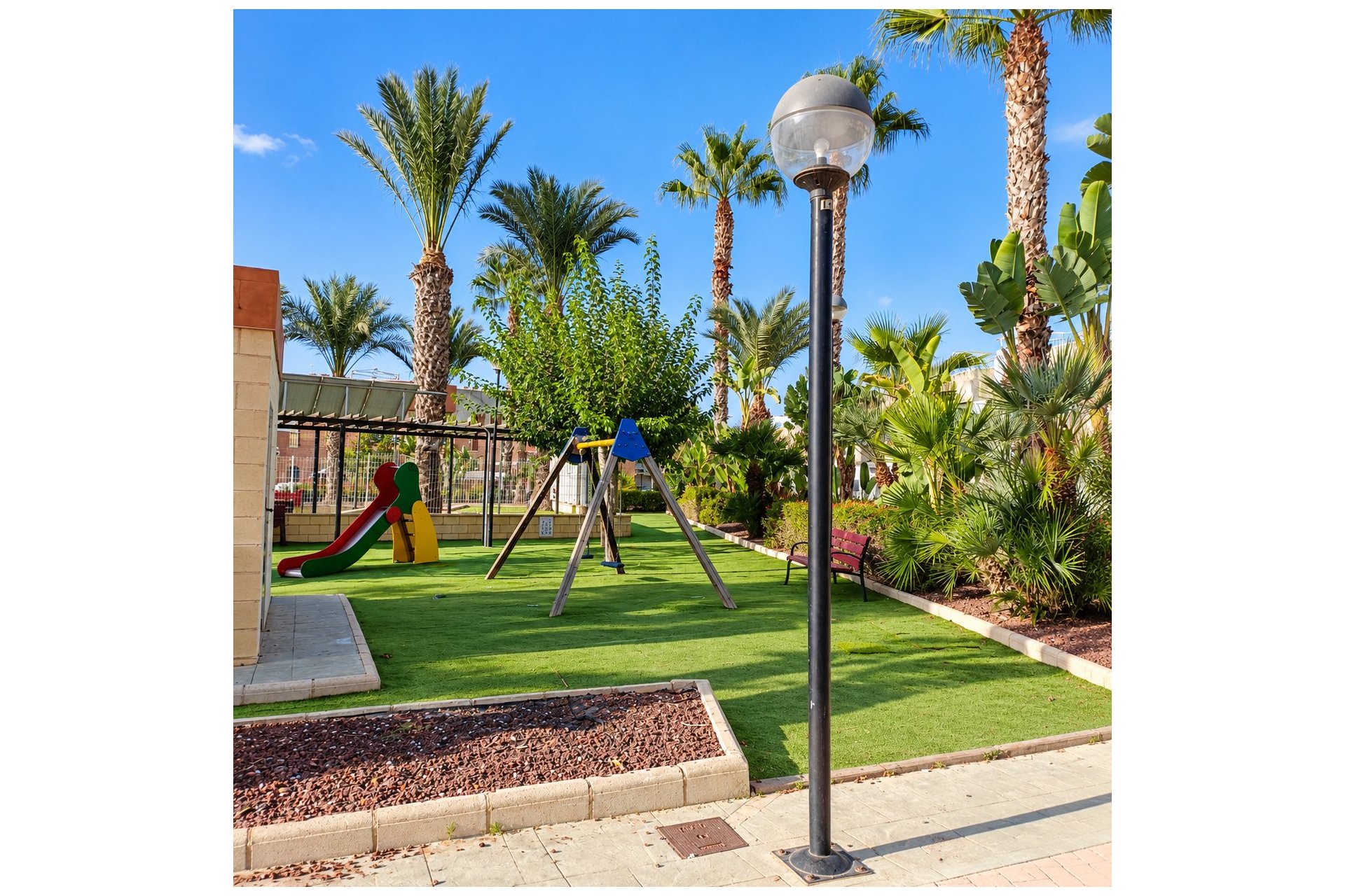 Återförsäljning - Villa -
Orihuela Costa - Villamartín