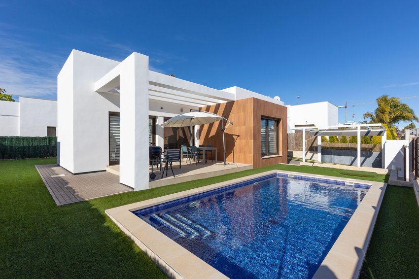 Återförsäljning - Villa -
Orihuela Costa - Vistabella Golf