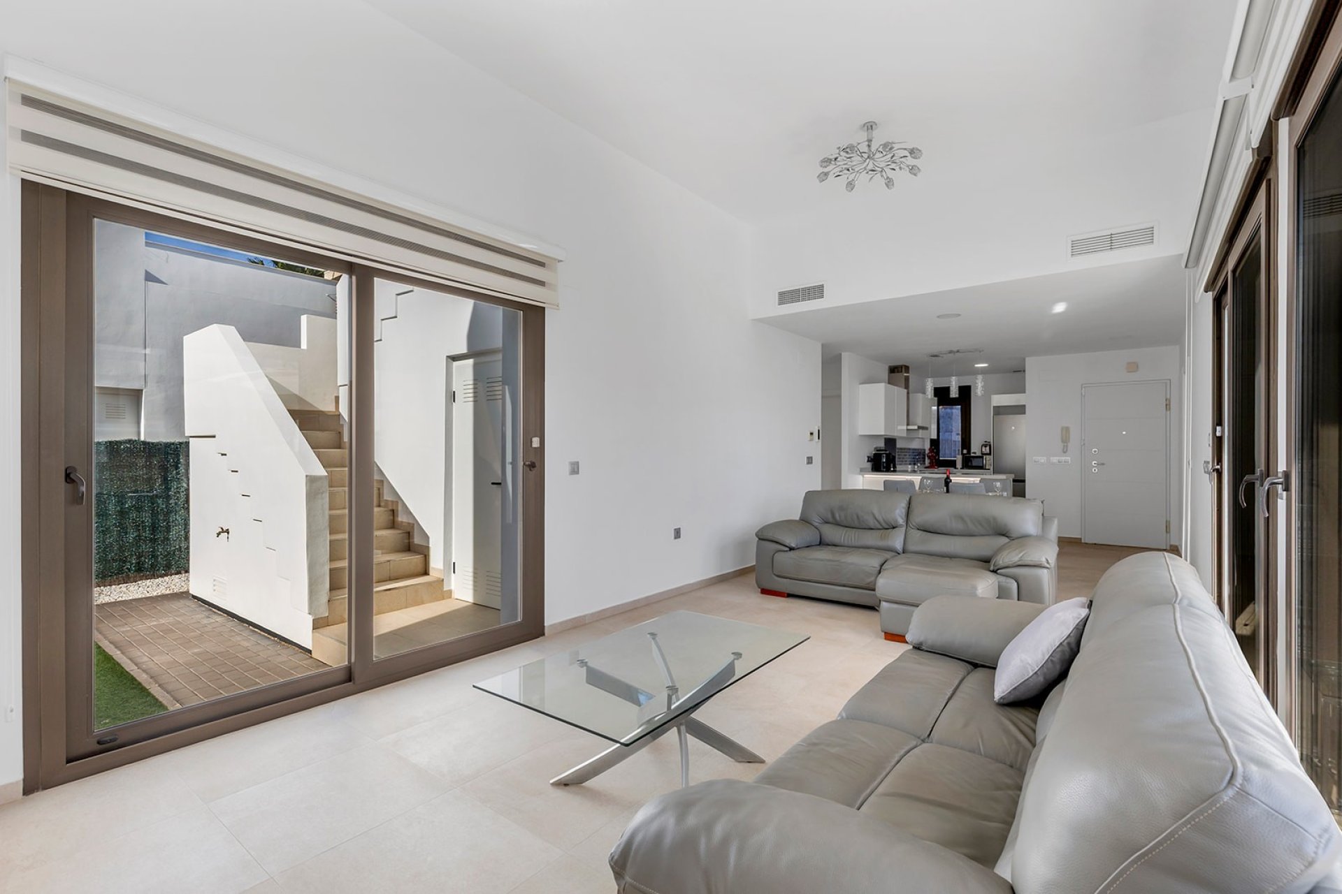 Återförsäljning - Villa -
Orihuela Costa - Vistabella Golf