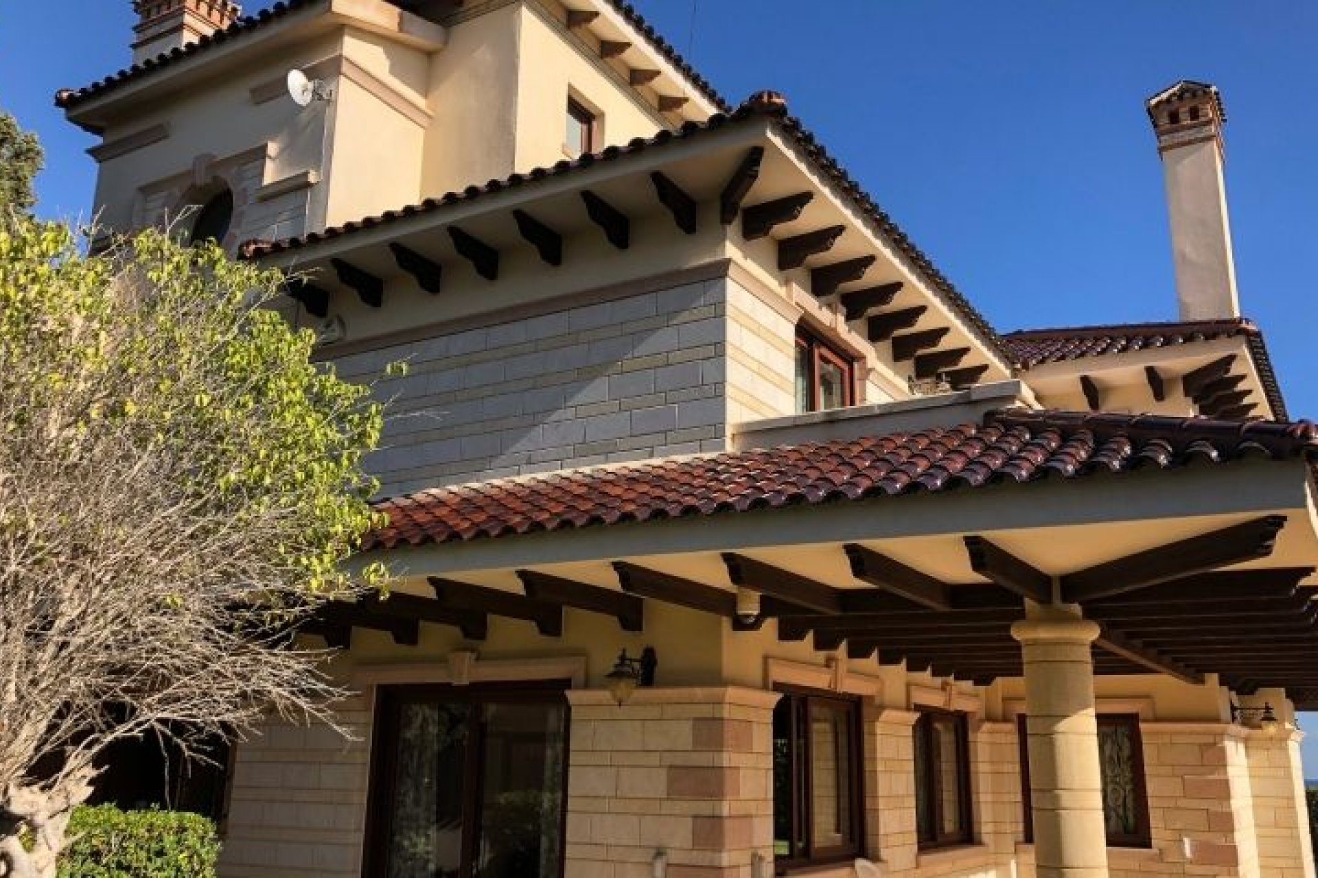 Återförsäljning - Villa -
Orihuela Costa