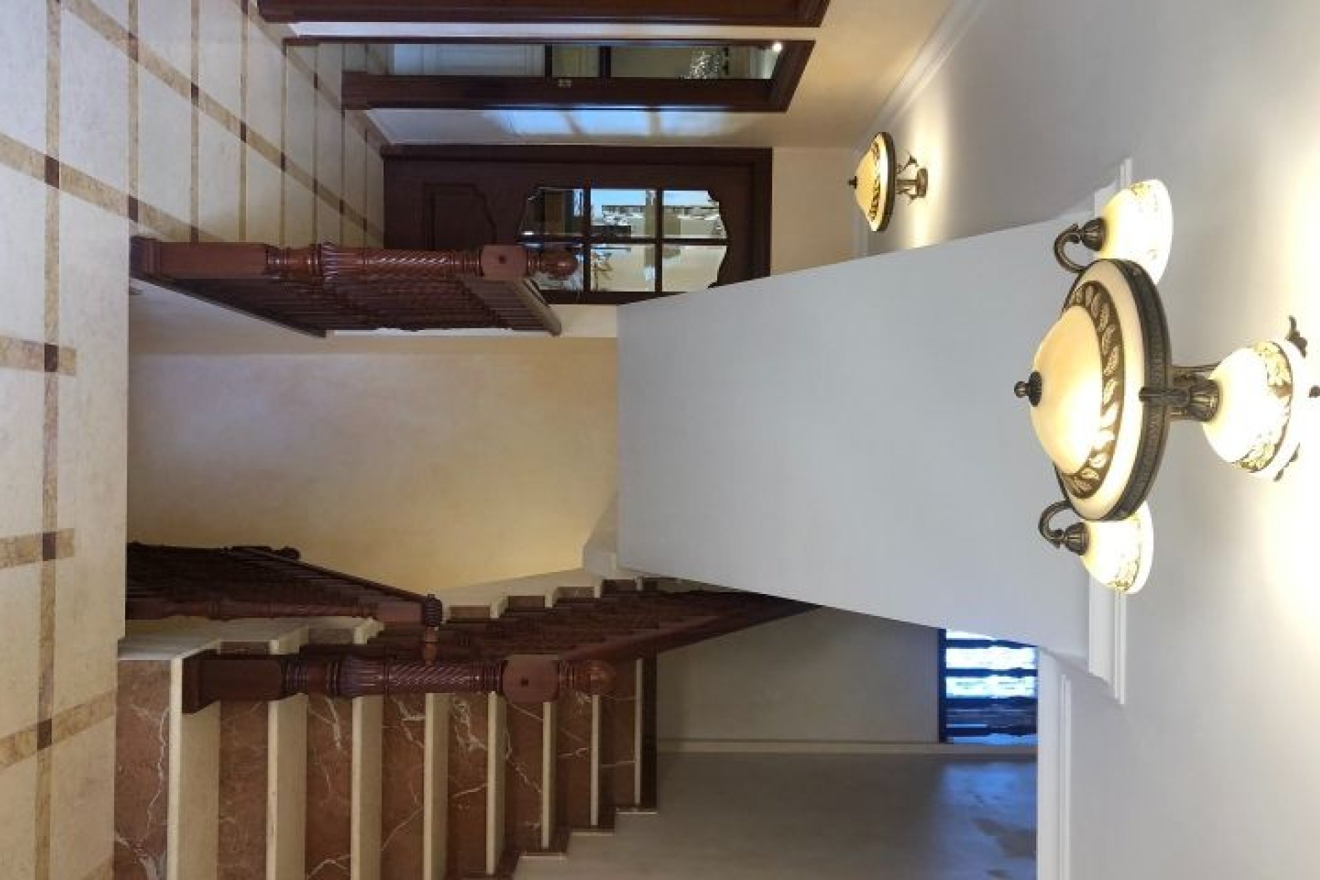 Återförsäljning - Villa -
Orihuela Costa