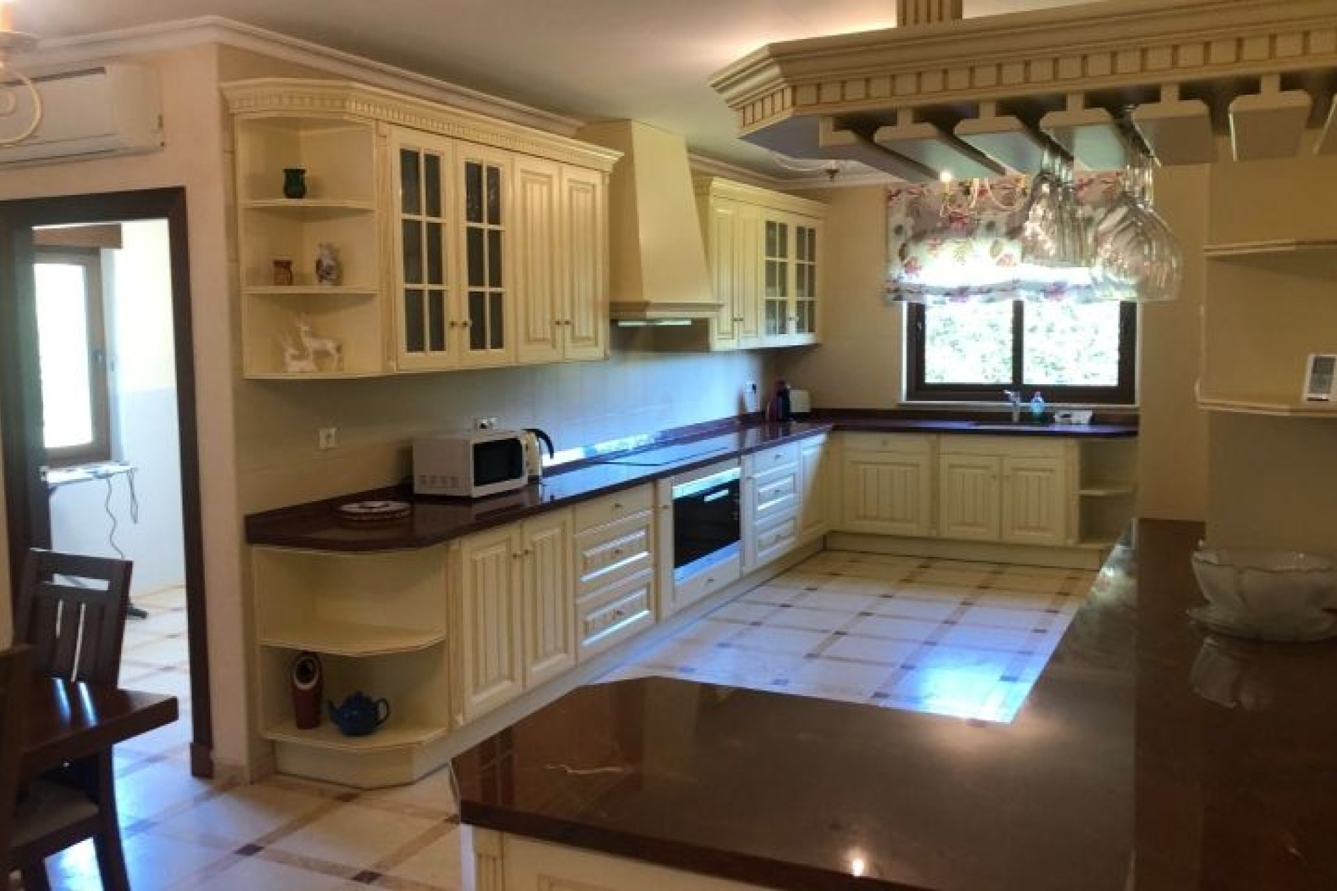 Återförsäljning - Villa -
Orihuela Costa