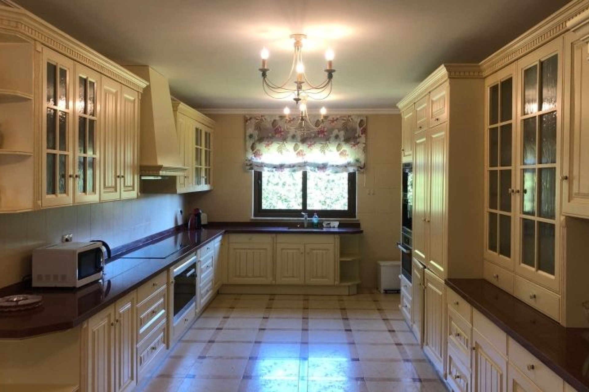 Återförsäljning - Villa -
Orihuela Costa