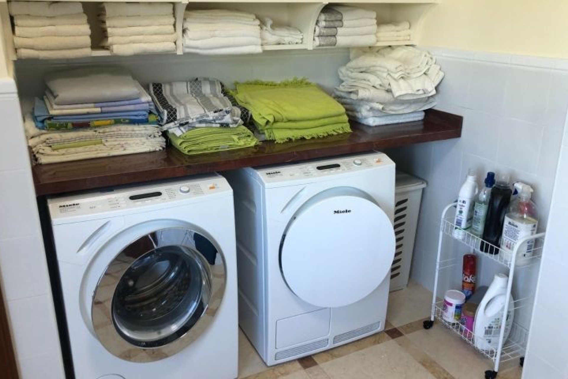 Återförsäljning - Villa -
Orihuela Costa