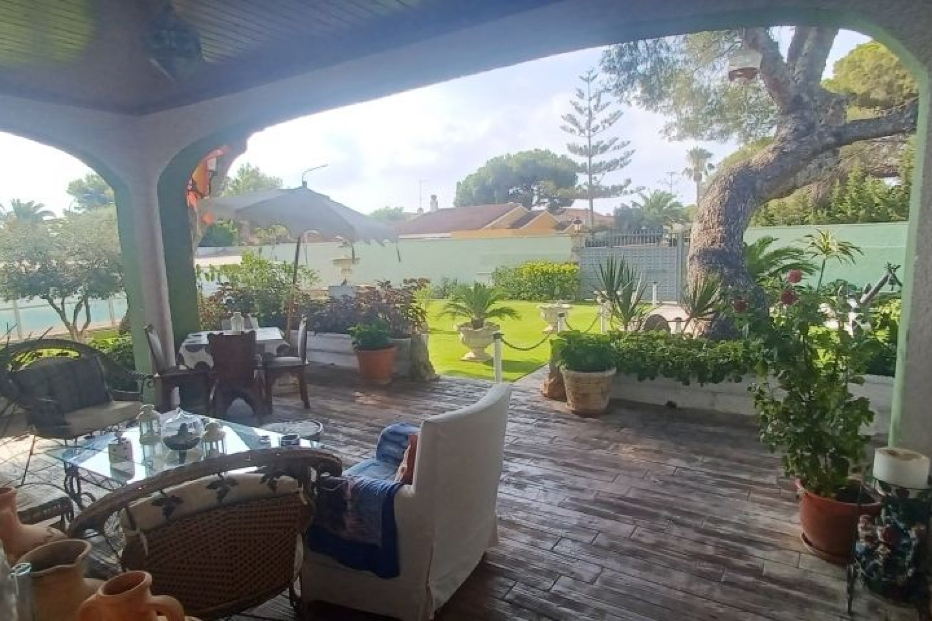 Återförsäljning - Villa -
Orihuela Costa