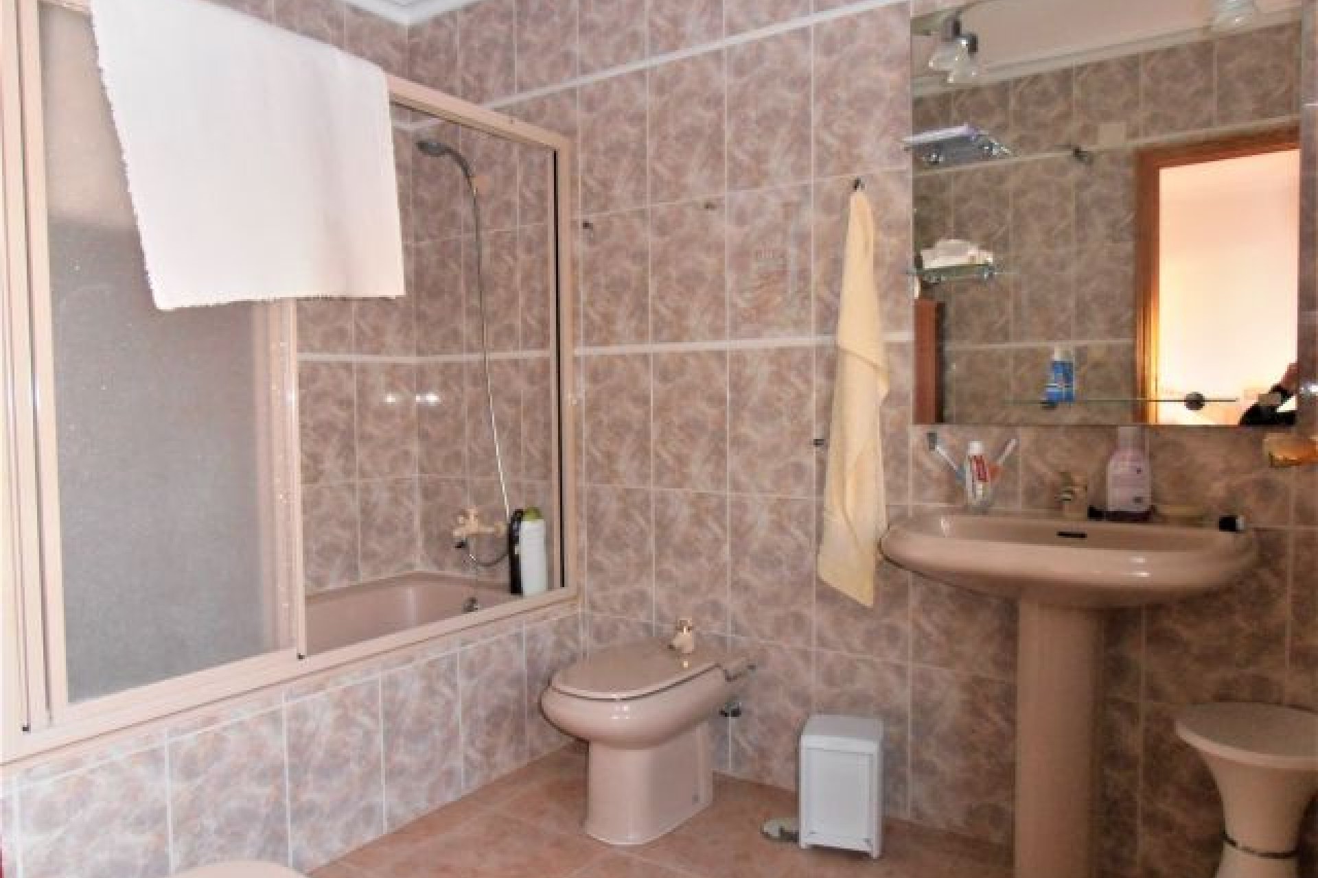 Återförsäljning - Villa -
Orihuela Costa