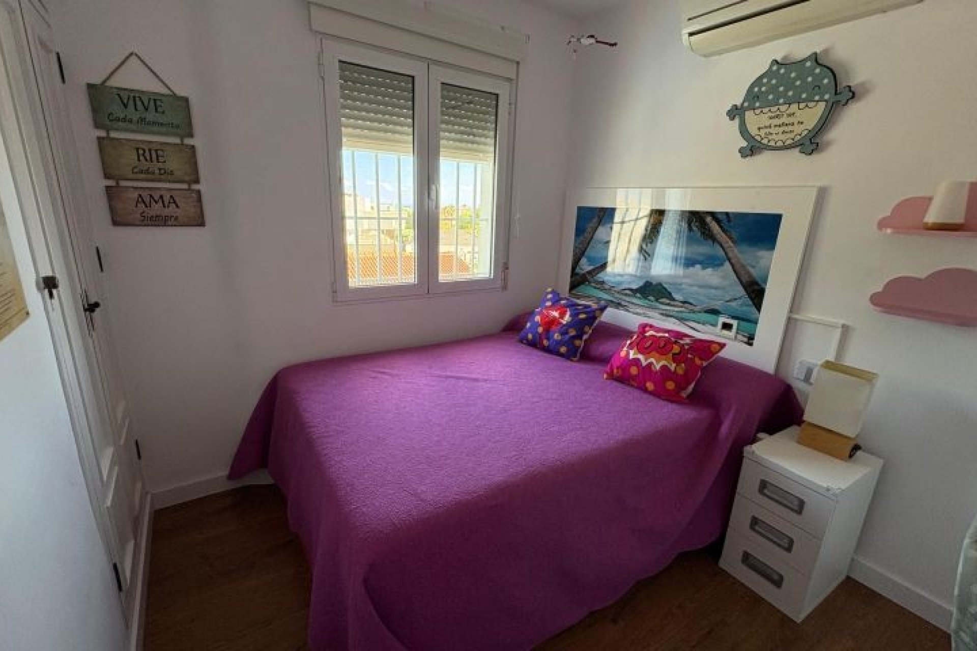 Återförsäljning - Villa -
Orihuela Costa