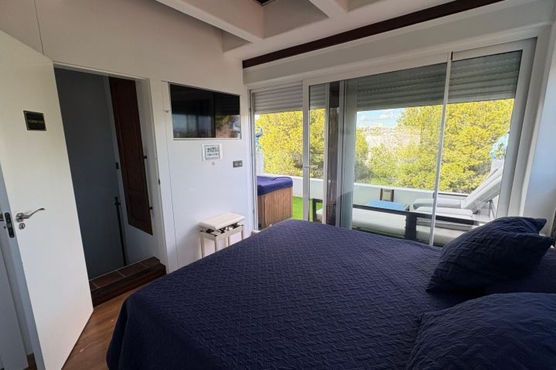 Återförsäljning - Villa -
Orihuela Costa