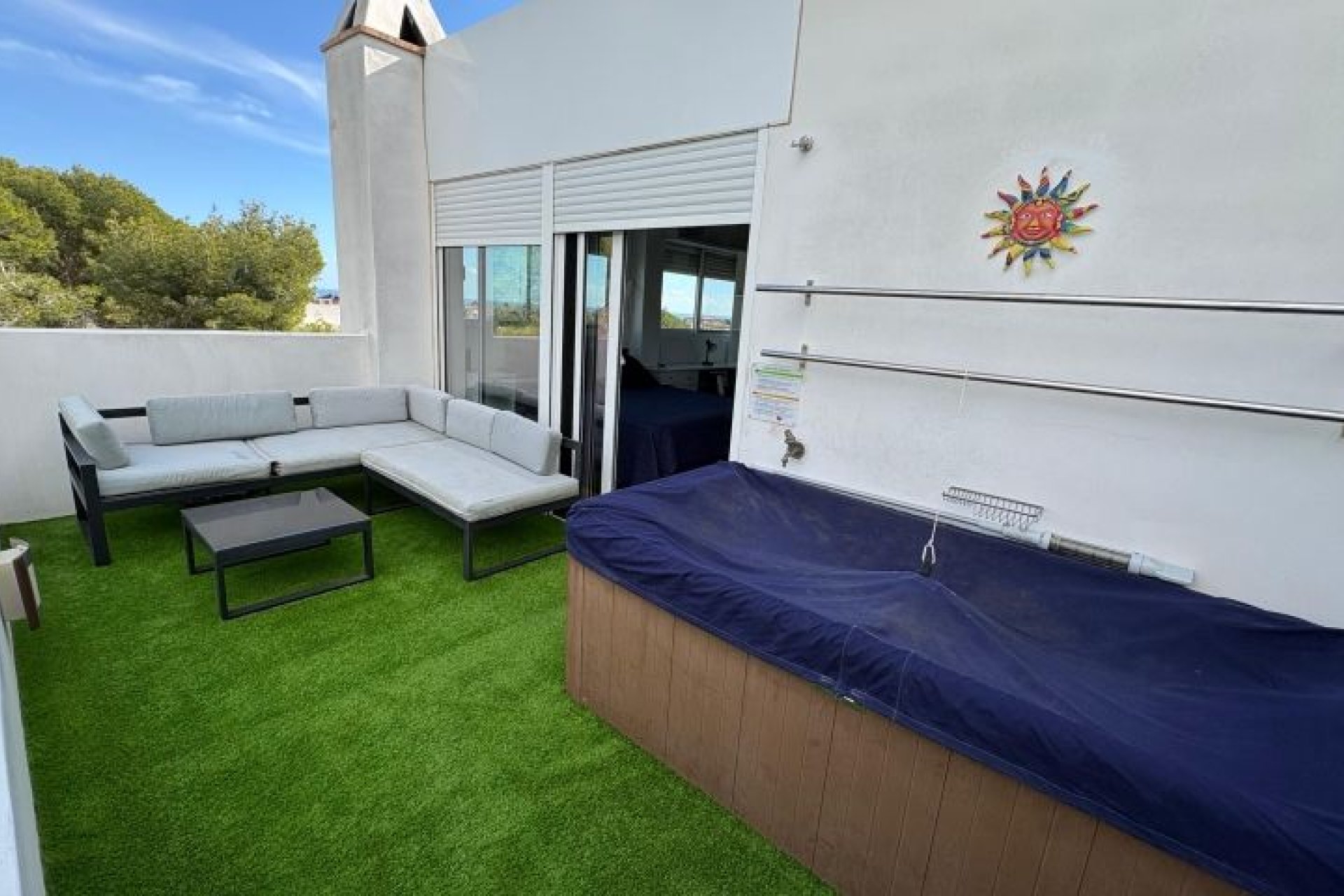 Återförsäljning - Villa -
Orihuela Costa