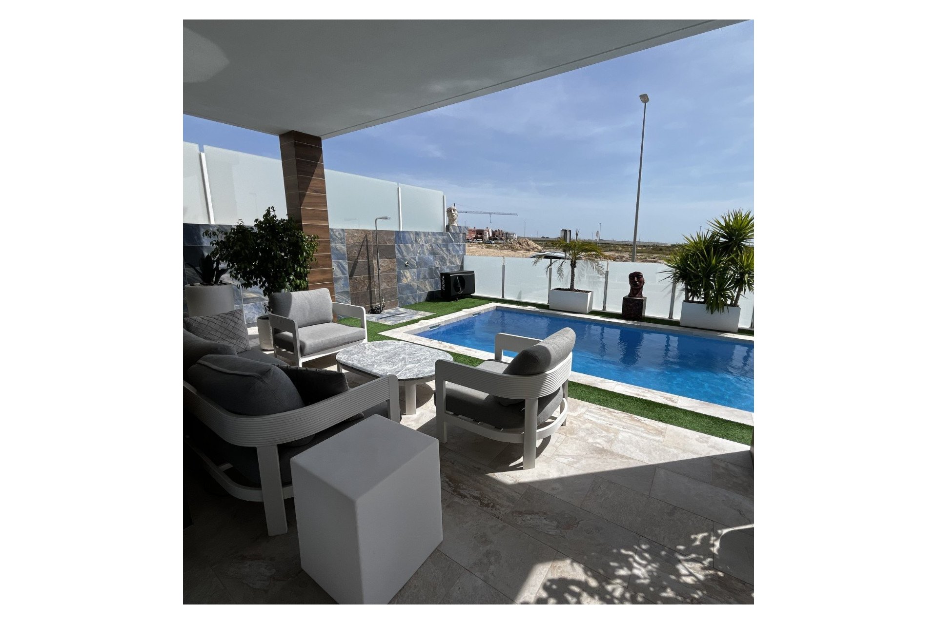 Återförsäljning - Villa -
Orihuela - Entre Naranjos Vistabella Golf