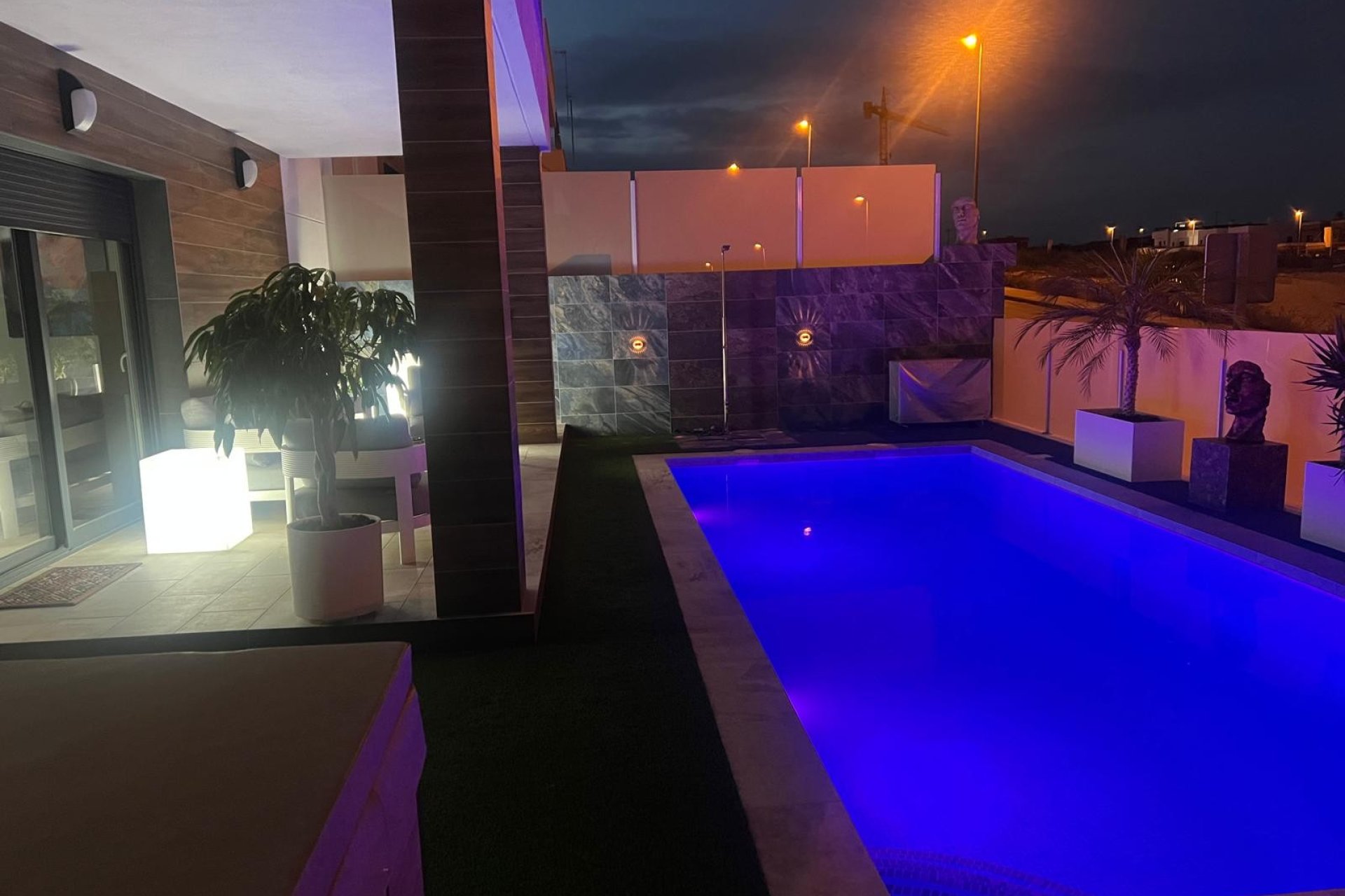 Återförsäljning - Villa -
Orihuela - Entre Naranjos Vistabella Golf