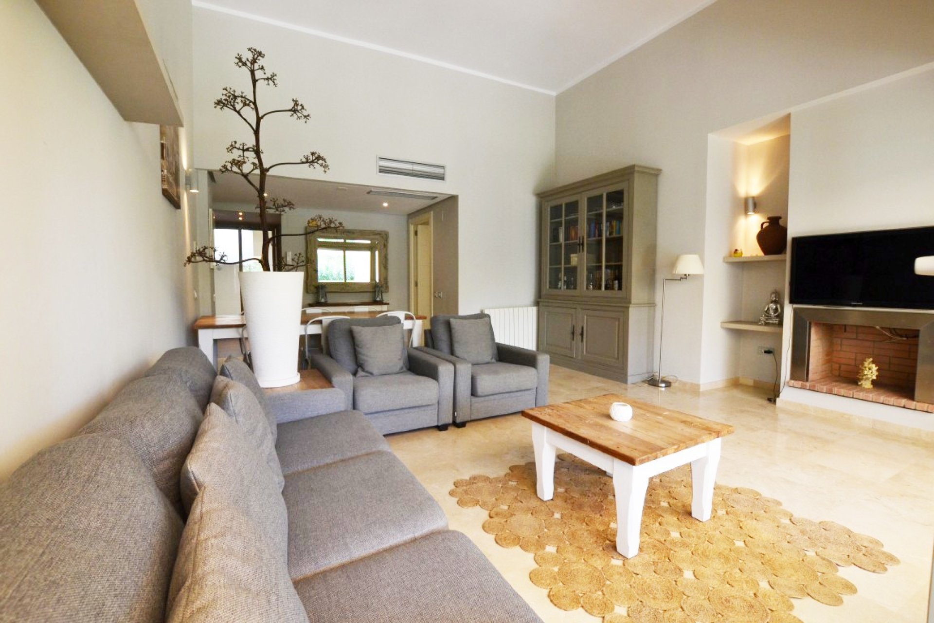 Återförsäljning - Villa -
Orihuela - Las Colinas Golf