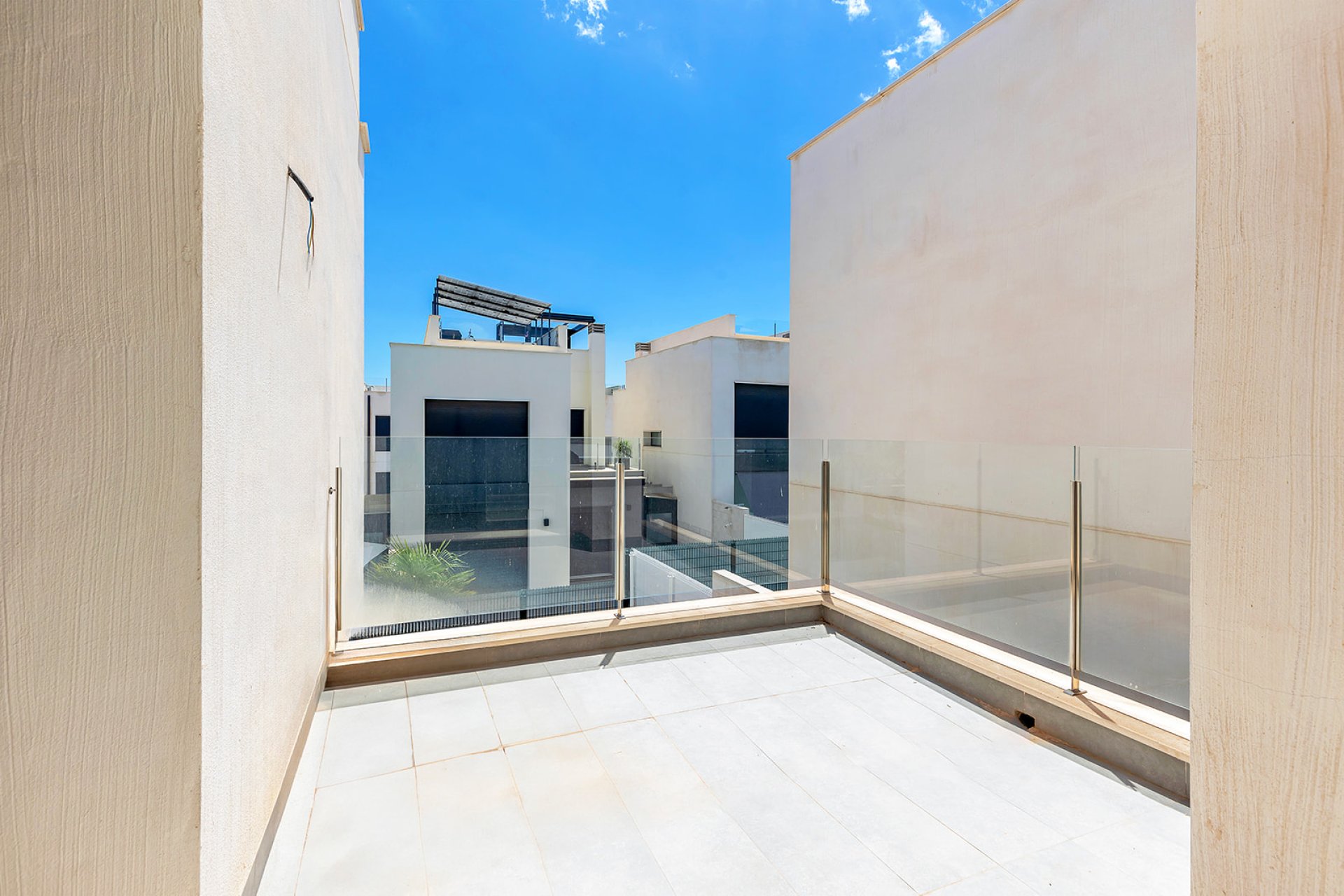 Återförsäljning - Villa -
Orihuela - Orihuela Costa