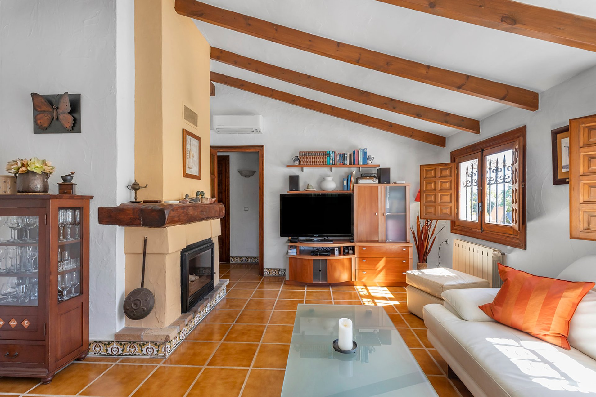 Återförsäljning - Villa -
Orihuela - Orihuela Costa