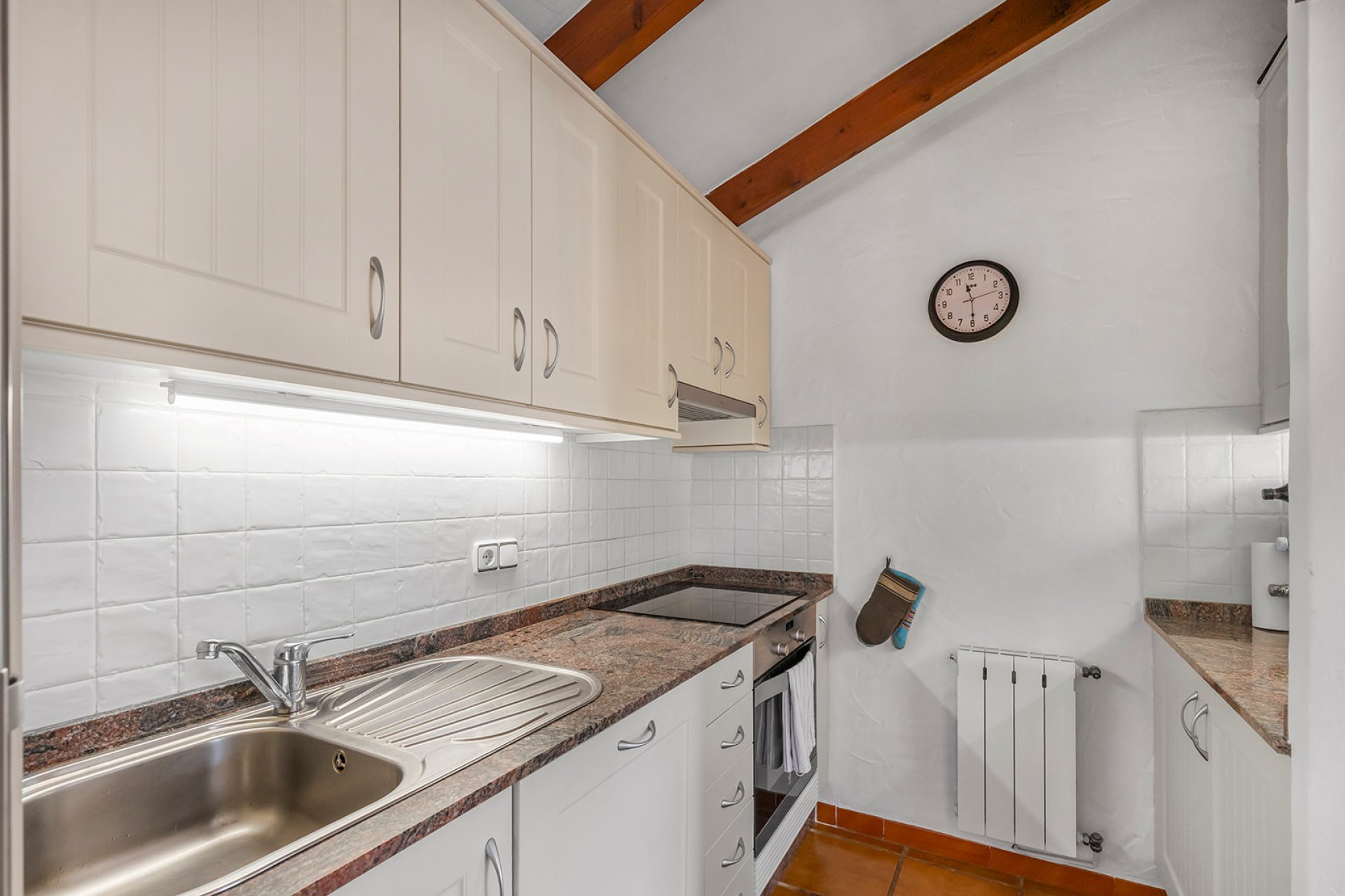 Återförsäljning - Villa -
Orihuela - Orihuela Costa