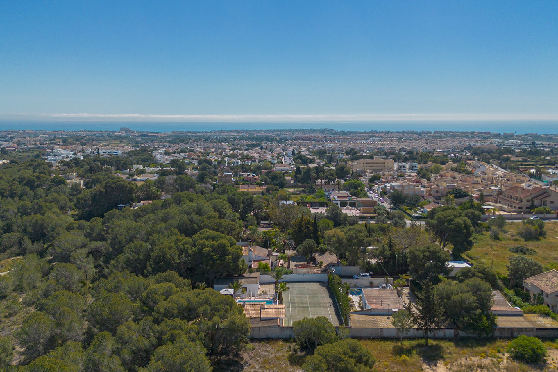 Återförsäljning - Villa -
Orihuela - Orihuela Costa