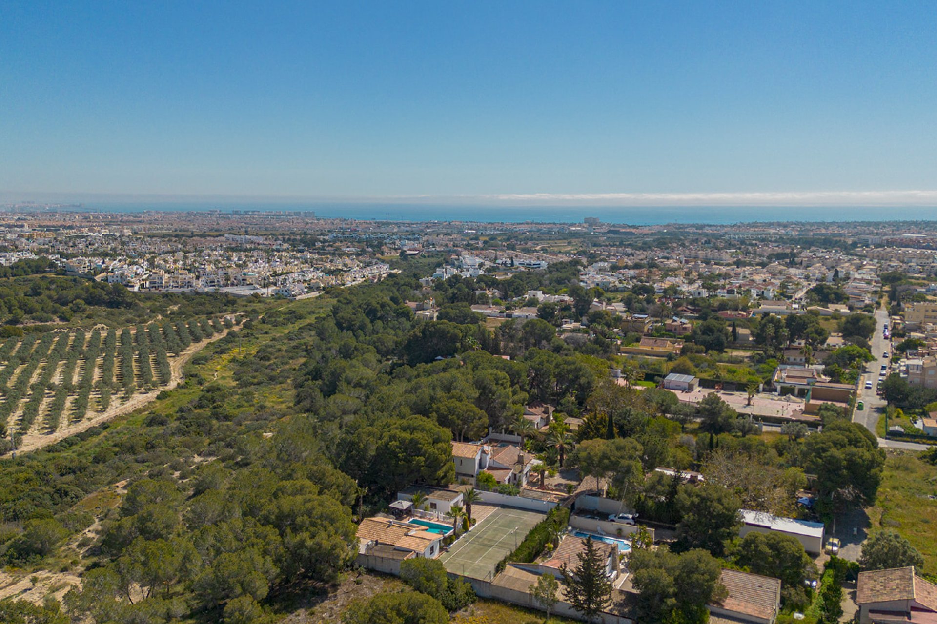 Återförsäljning - Villa -
Orihuela - Orihuela Costa