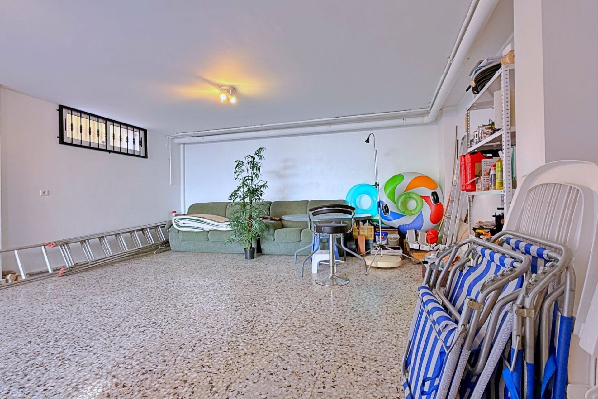 Återförsäljning - Villa -
Orihuela - Orihuela Costa
