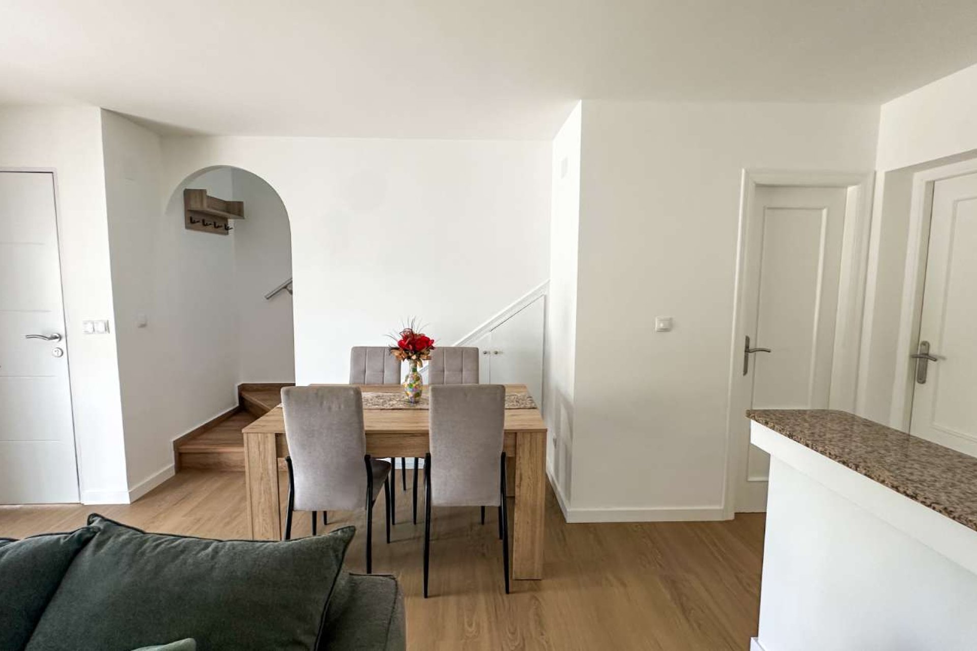 Återförsäljning - Villa -
Orihuela - Orihuela Costa