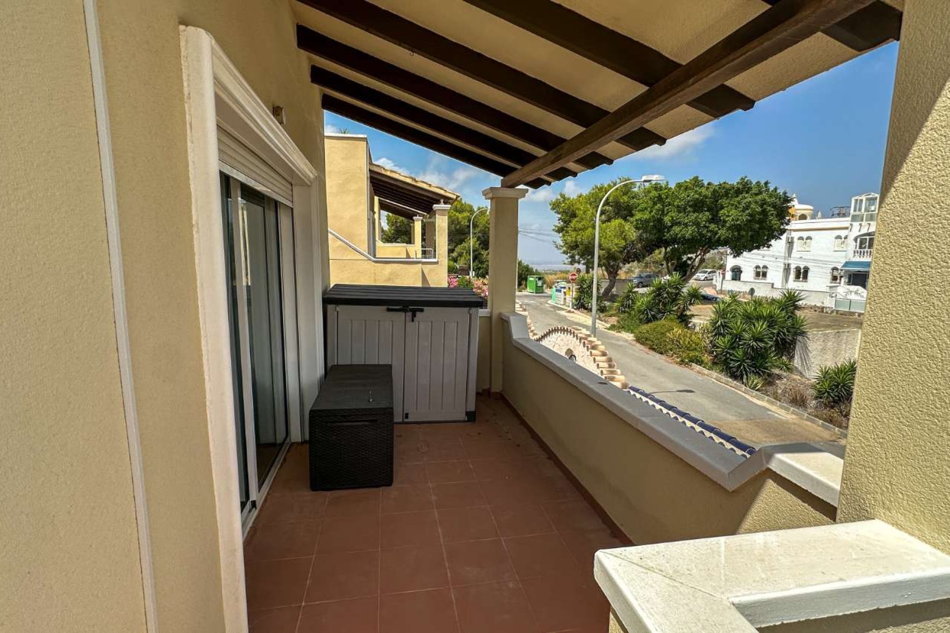 Återförsäljning - Villa -
Orihuela - Orihuela Costa
