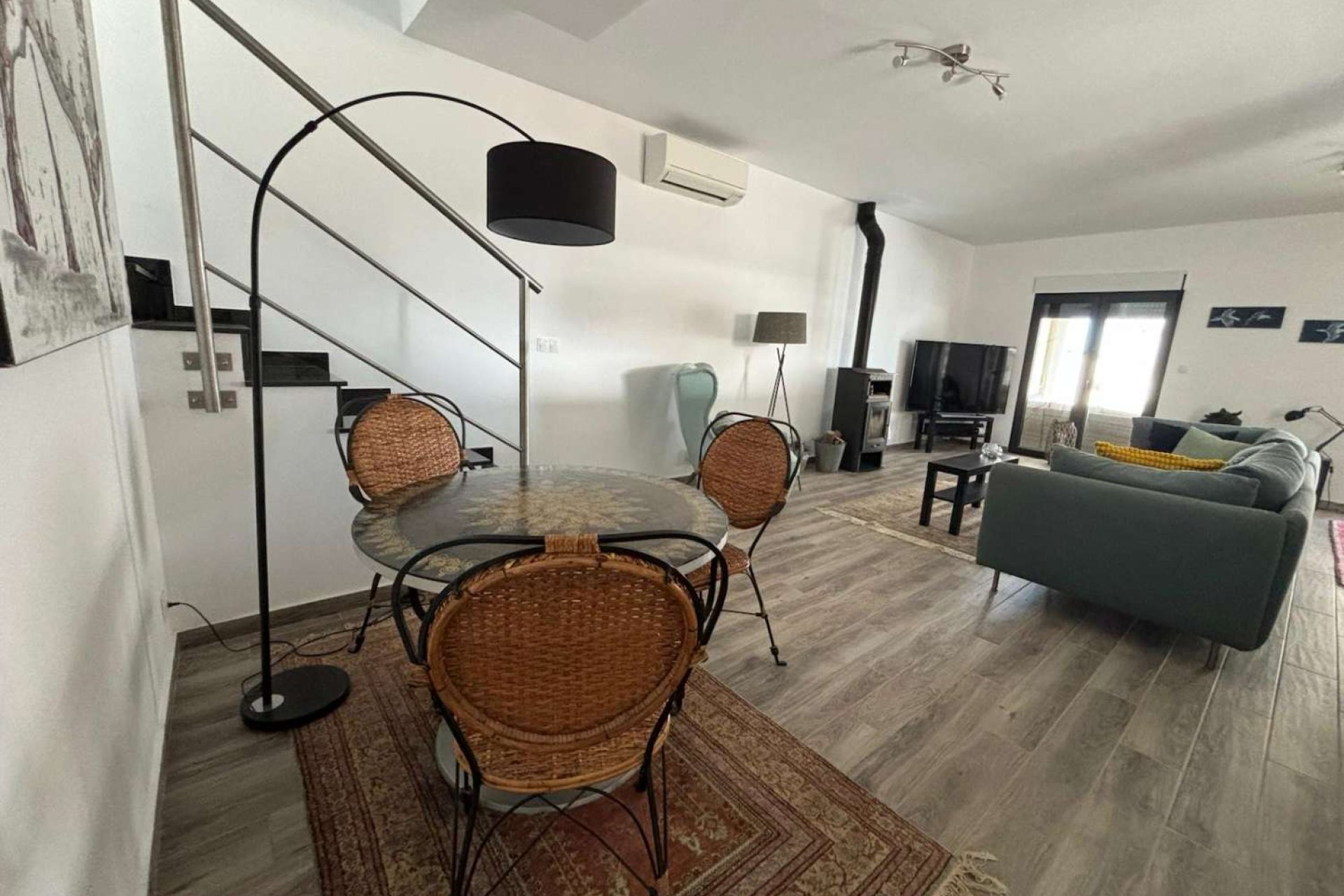 Återförsäljning - Villa -
Orihuela - Punta Prima