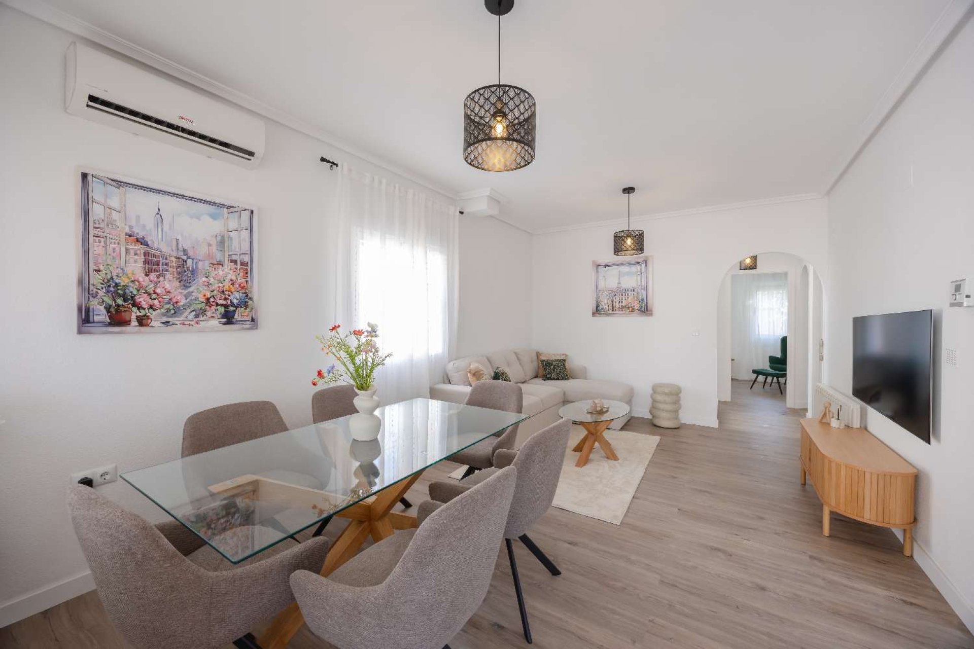 Återförsäljning - Villa -
Orihuela - Villamartín-Las Filipinas