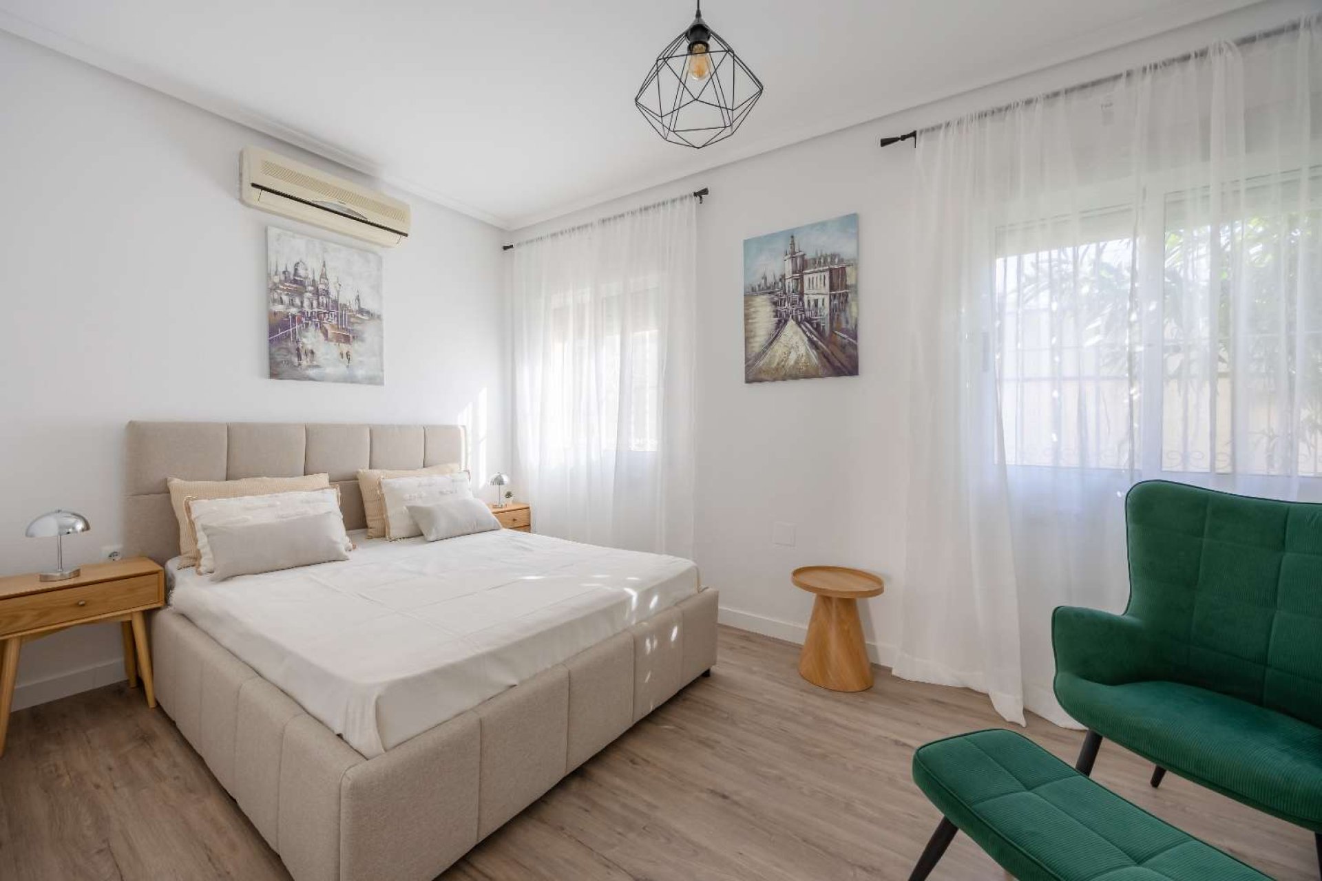 Återförsäljning - Villa -
Orihuela - Villamartín-Las Filipinas