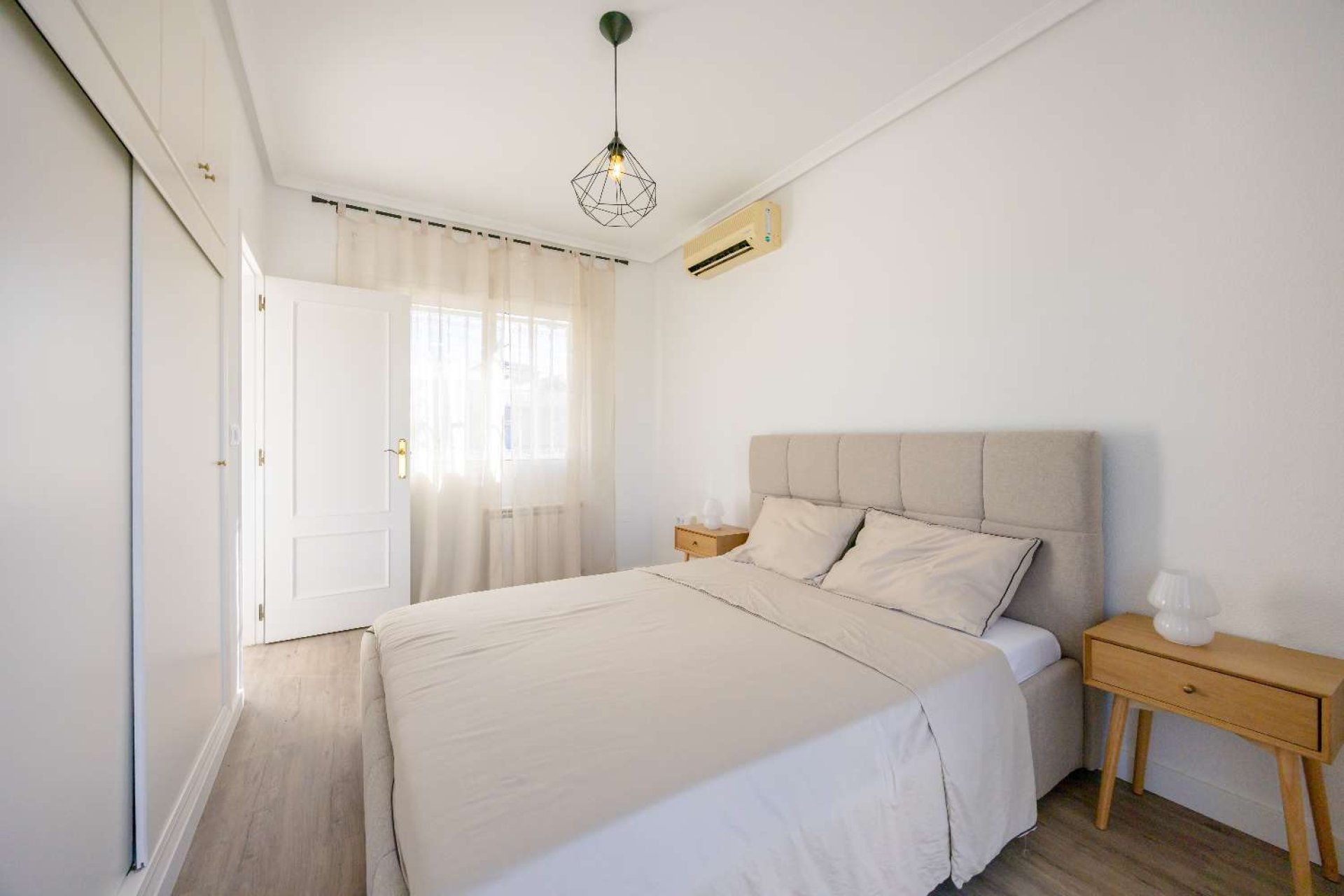 Återförsäljning - Villa -
Orihuela - Villamartín-Las Filipinas