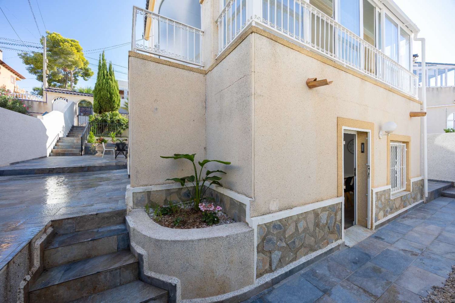 Återförsäljning - Villa -
Orihuela - Villamartín-Las Filipinas