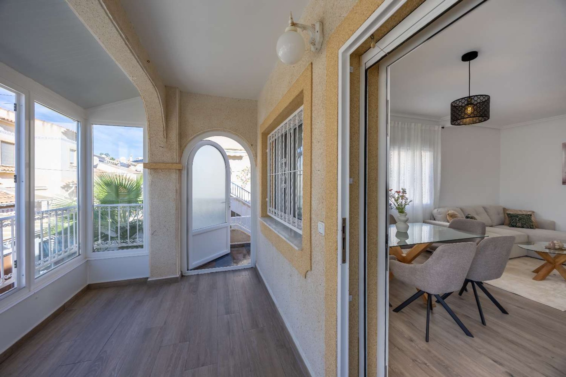 Återförsäljning - Villa -
Orihuela - Villamartín-Las Filipinas
