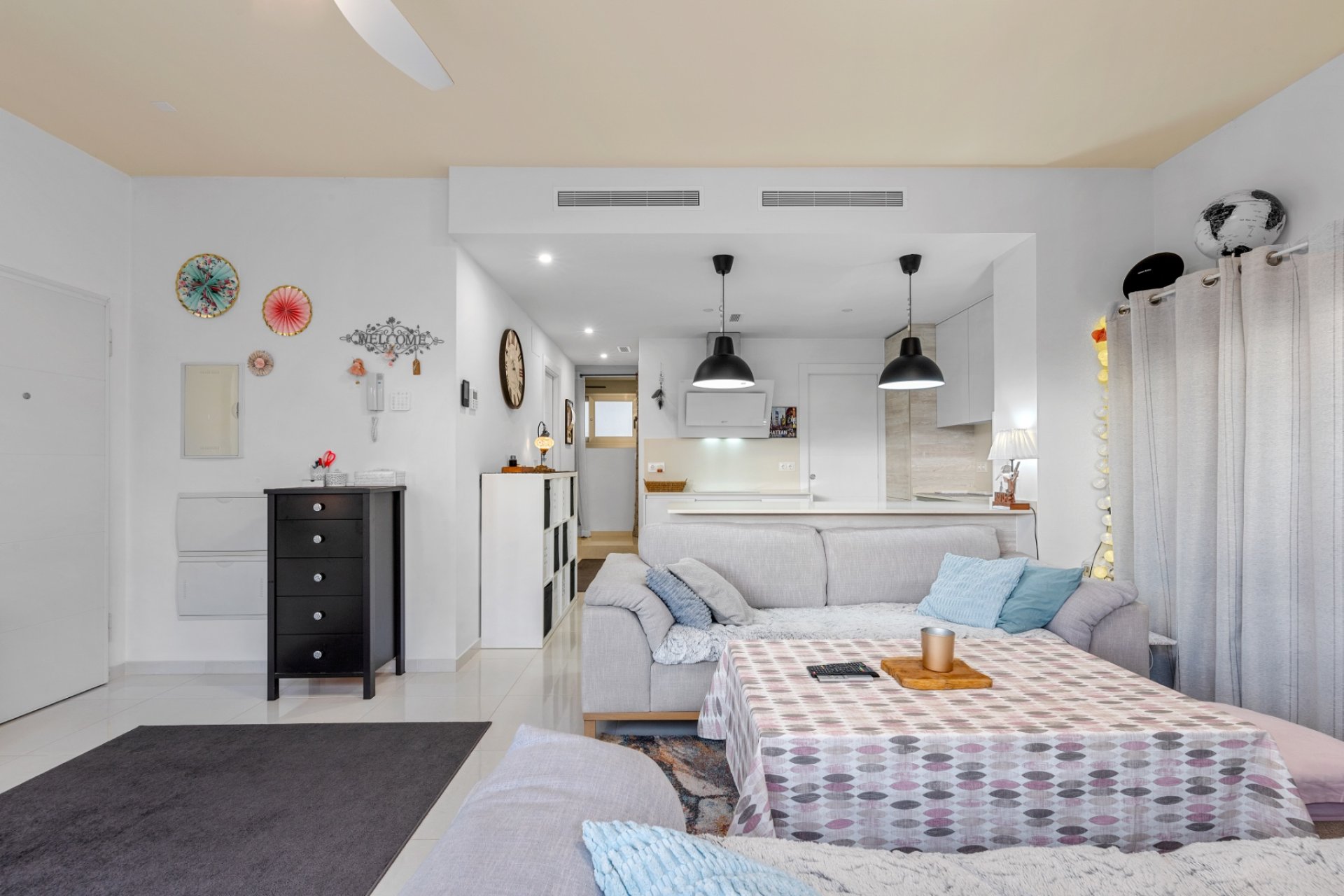 Återförsäljning - Villa -
Orihuela - Villamartin