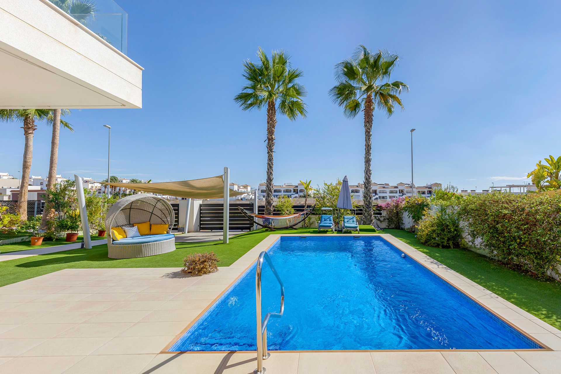 Återförsäljning - Villa -
Orihuela - Vistabella Golf