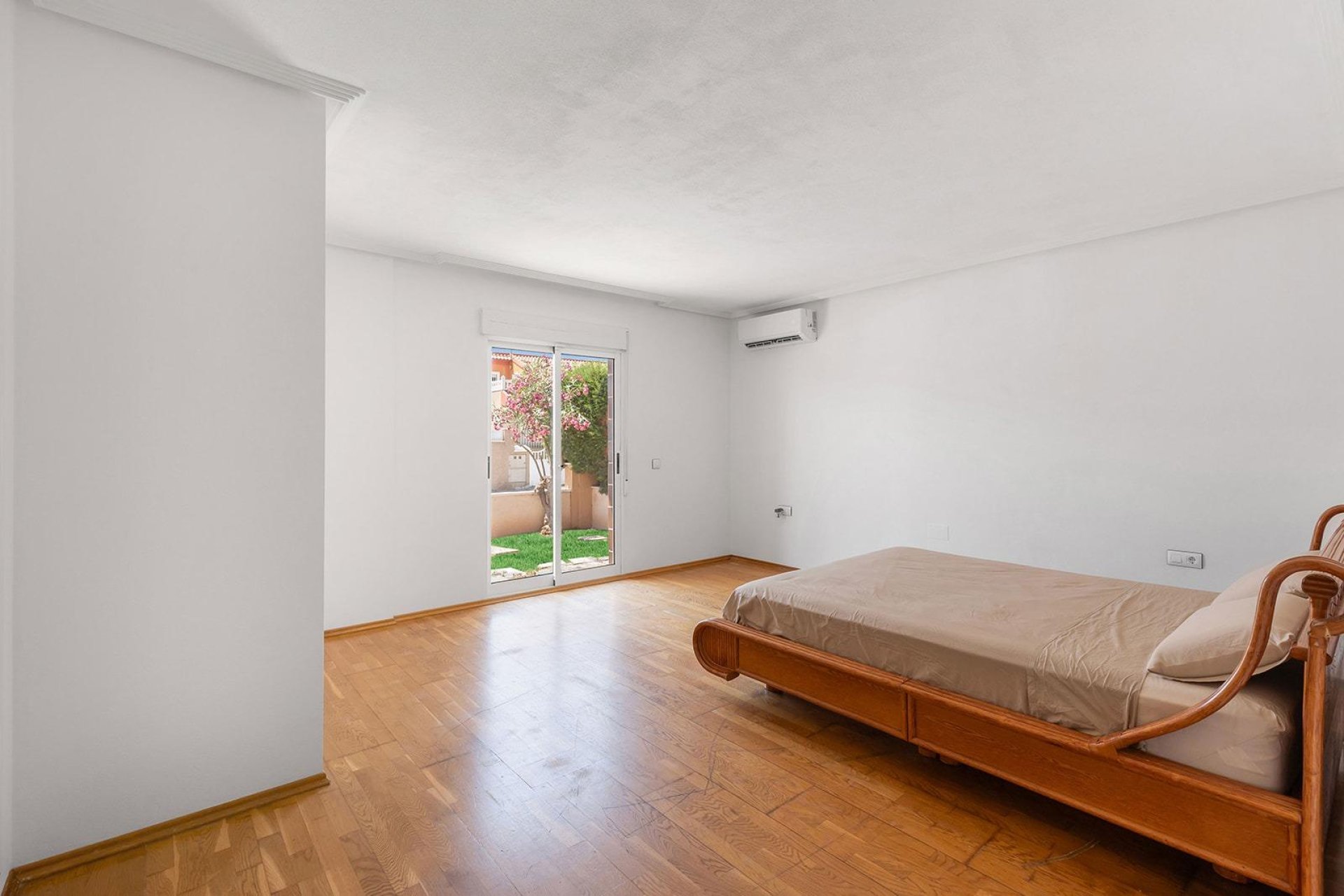 Återförsäljning - Villa -
Pilar de la Horadada - La Torre de la Horadada