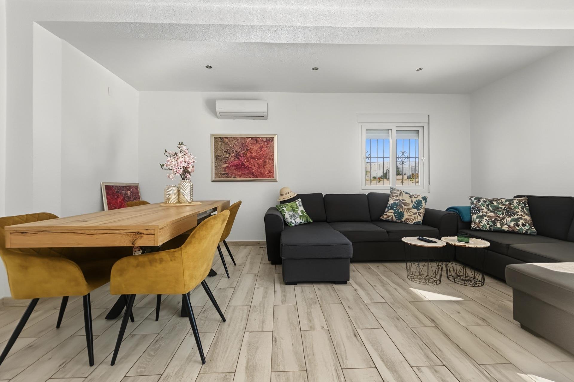 Återförsäljning - Villa -
Pilar de la Horadada - Pinar de Campoverde
