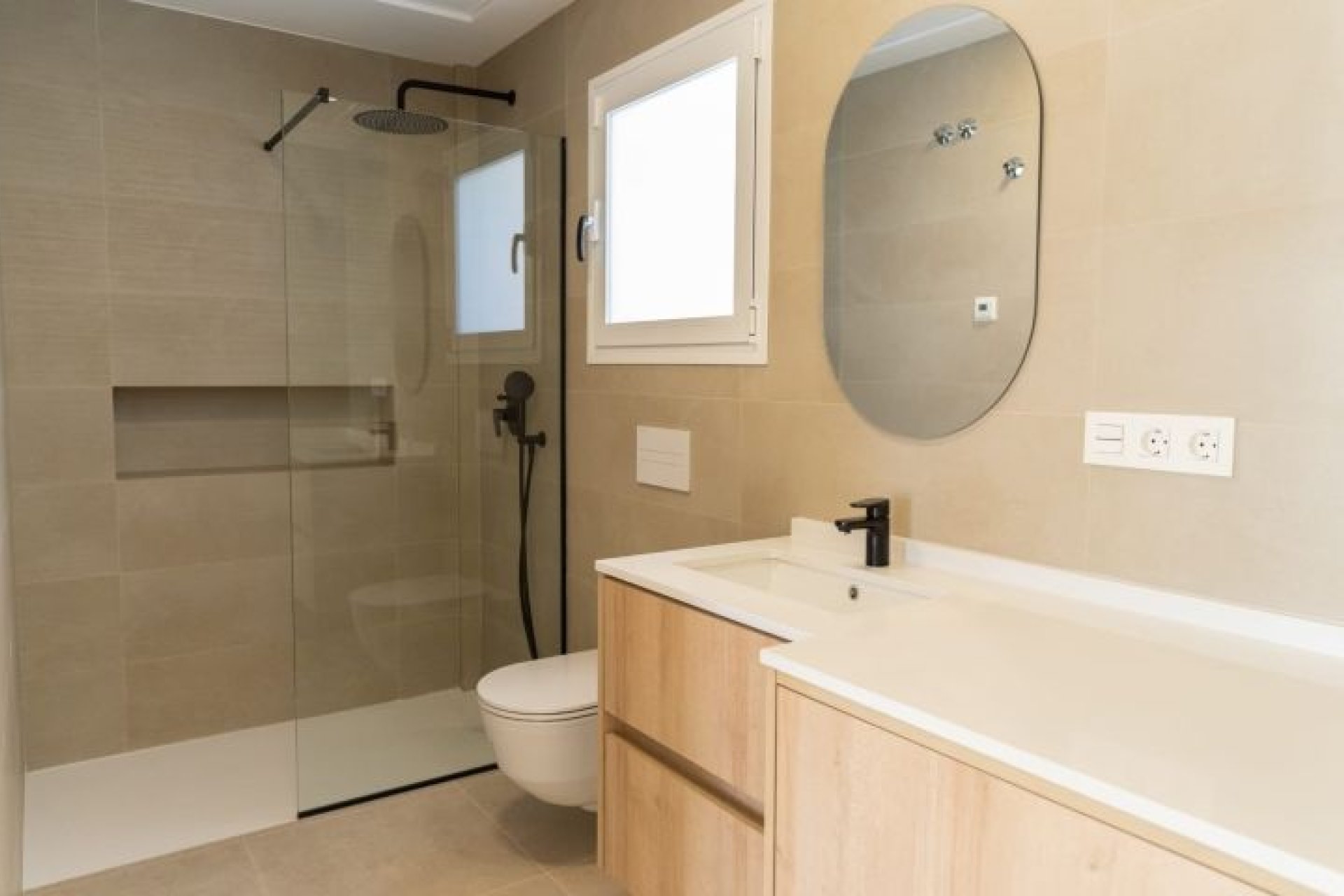 Återförsäljning - Villa -
Pilar de la Horadada