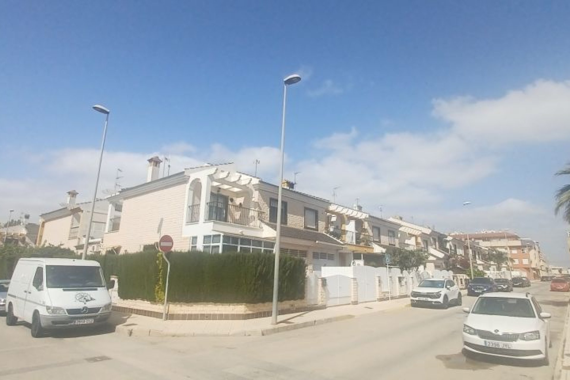 Återförsäljning - Villa -
Pilar de la Horadada