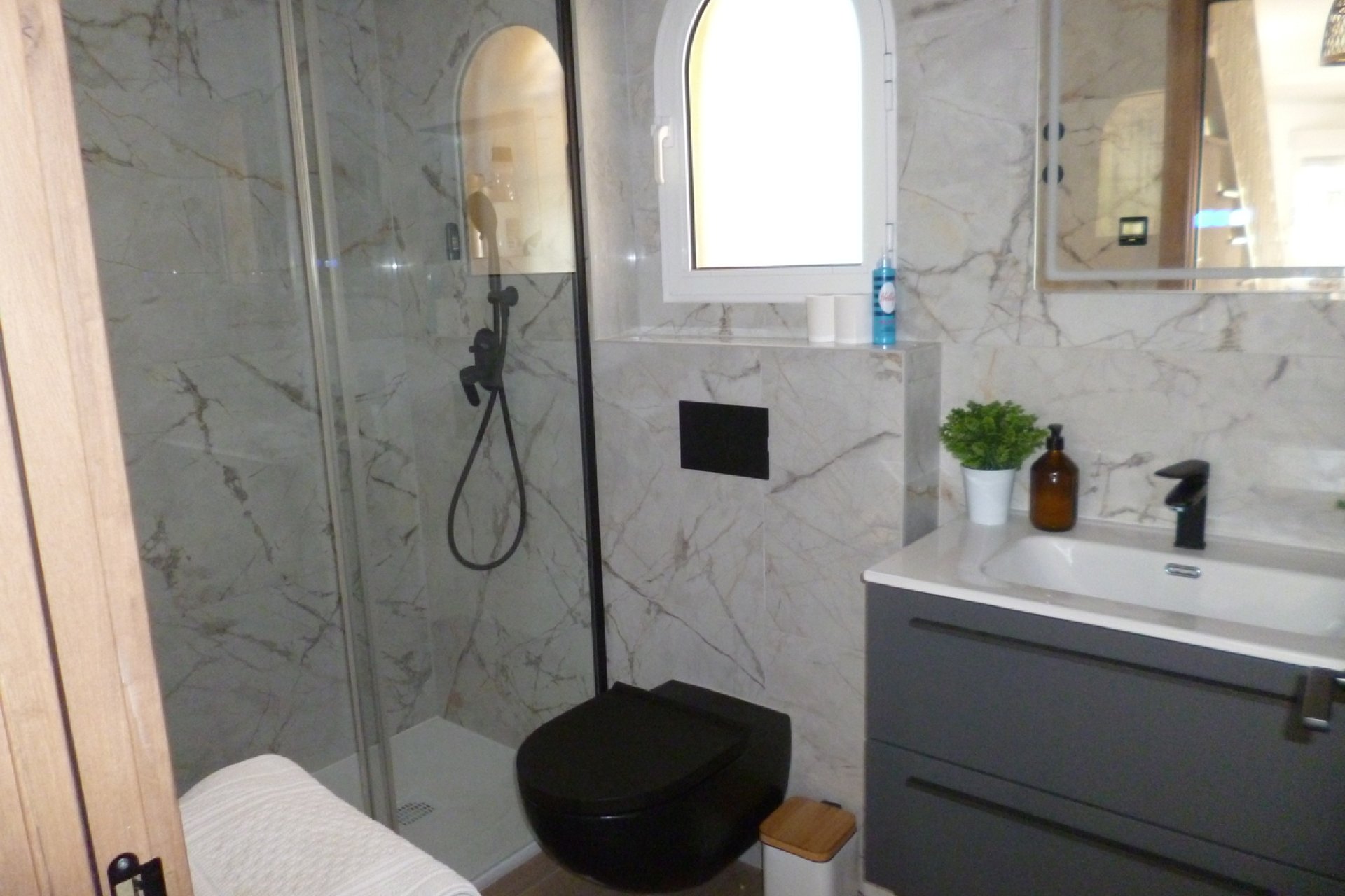 Återförsäljning - Villa -
Pilar de la Horadada