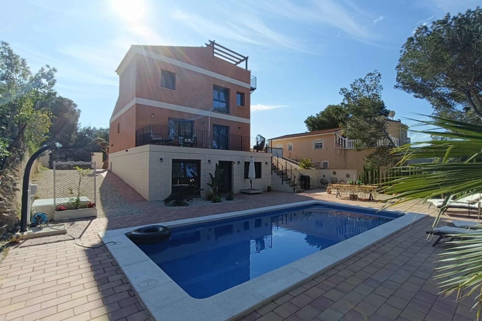 Återförsäljning - Villa -
Pinar de Campoverde