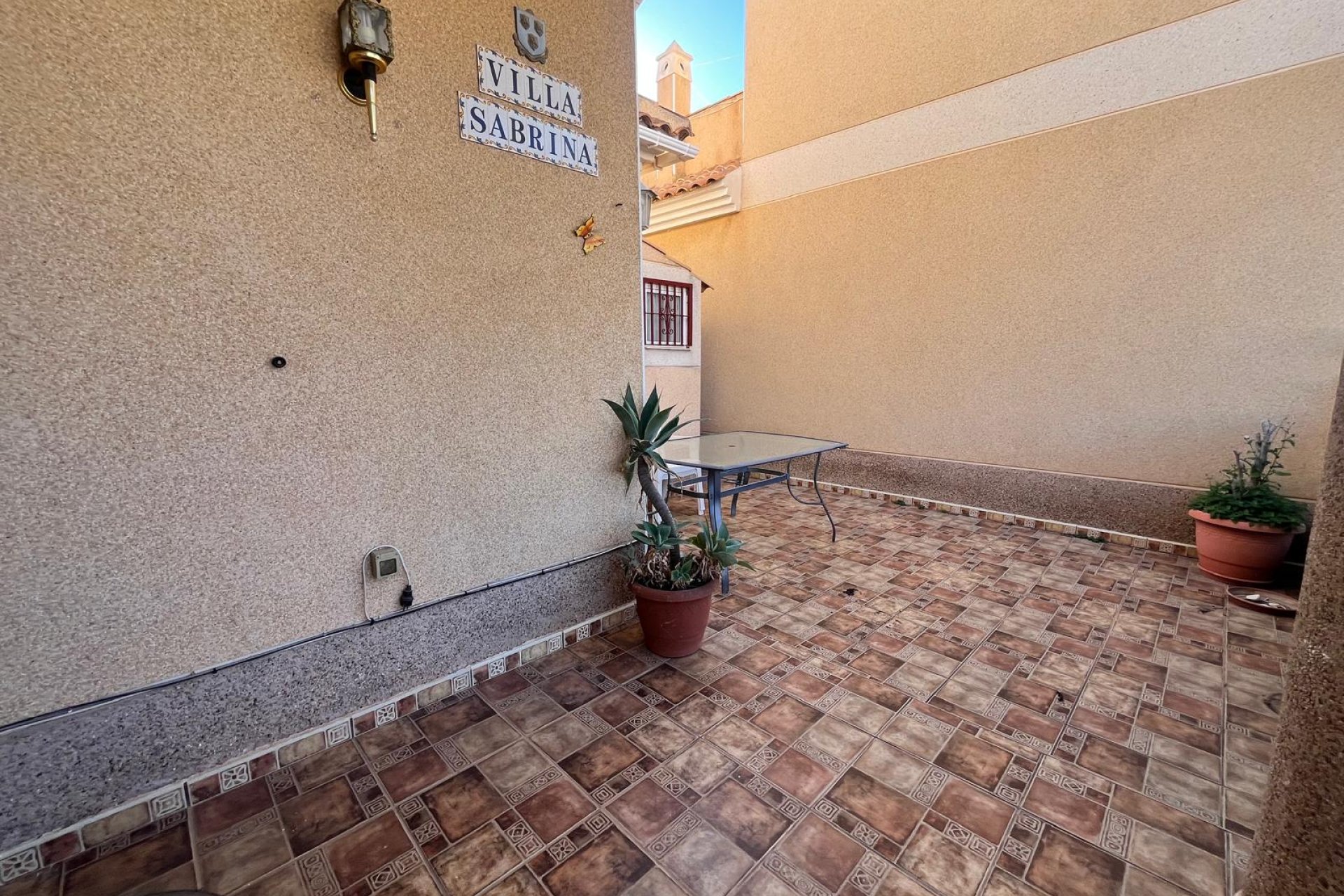 Återförsäljning - Villa -
Playa Flamenca - Orihuela Costa