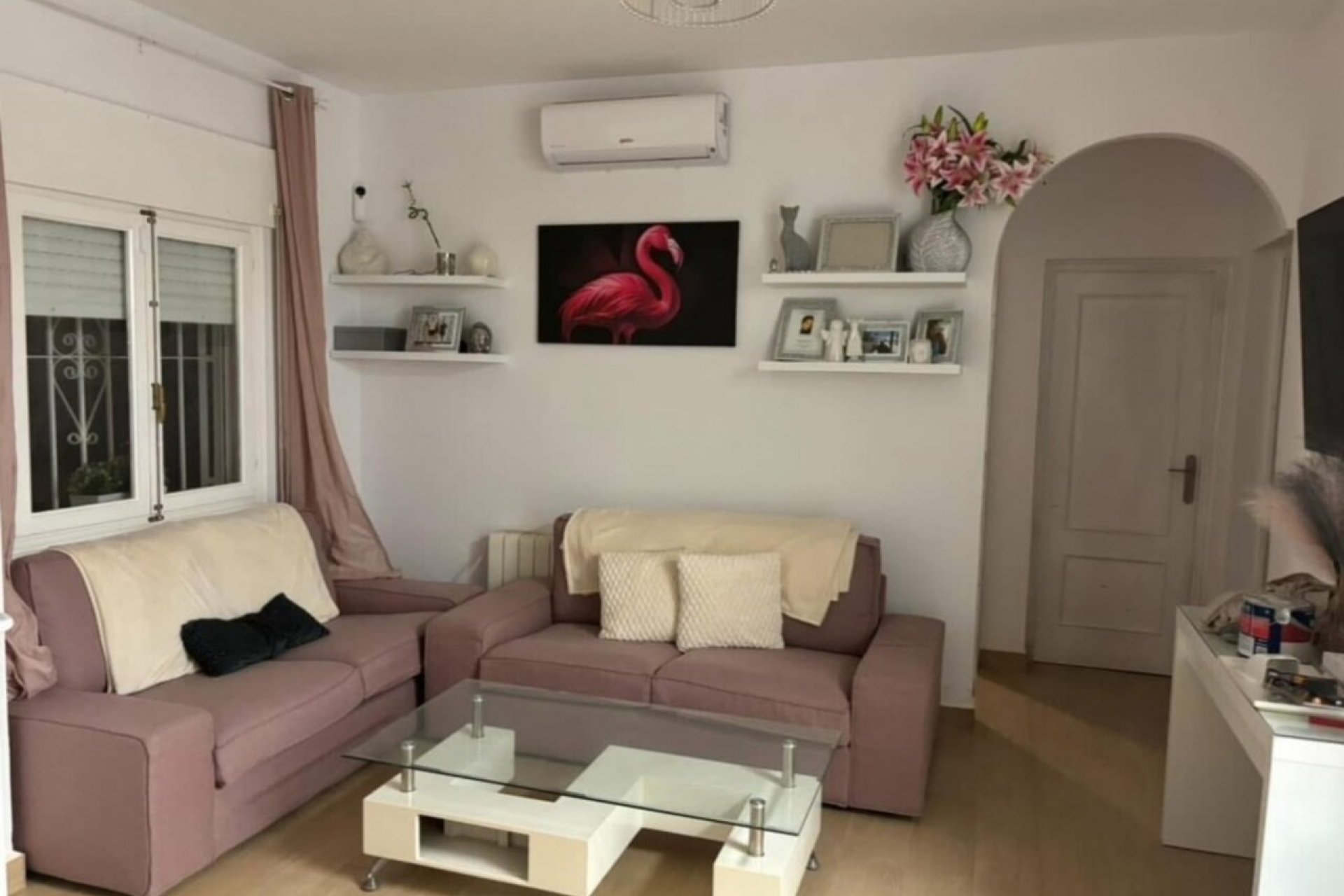 Återförsäljning - Villa -
Playa Flamenca