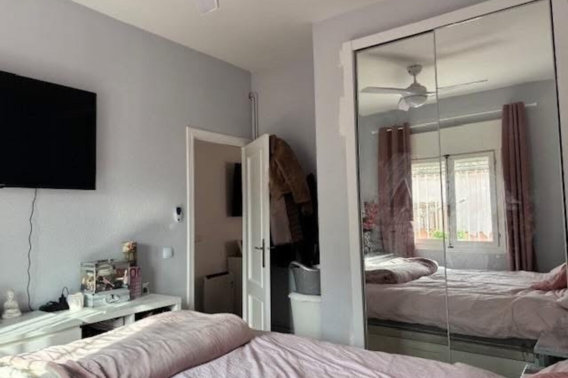 Återförsäljning - Villa -
Playa Flamenca