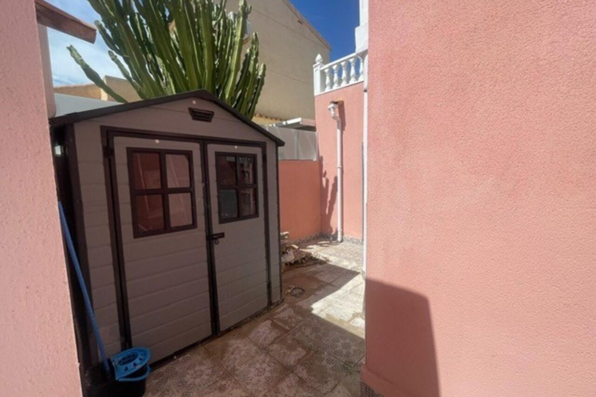 Återförsäljning - Villa -
Playa Flamenca