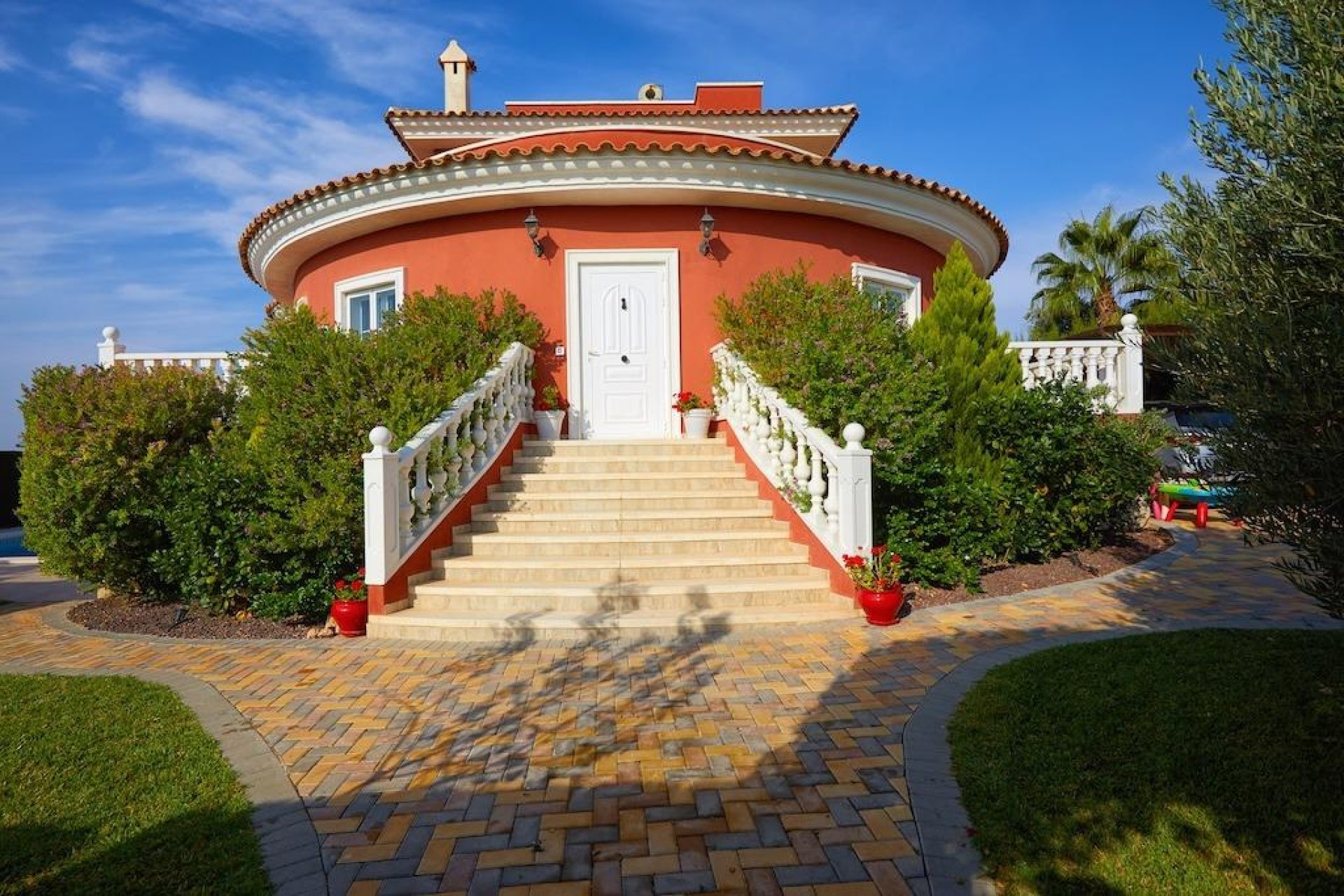 Återförsäljning - Villa -
Rojales - Centro de la Ciudad Quesada